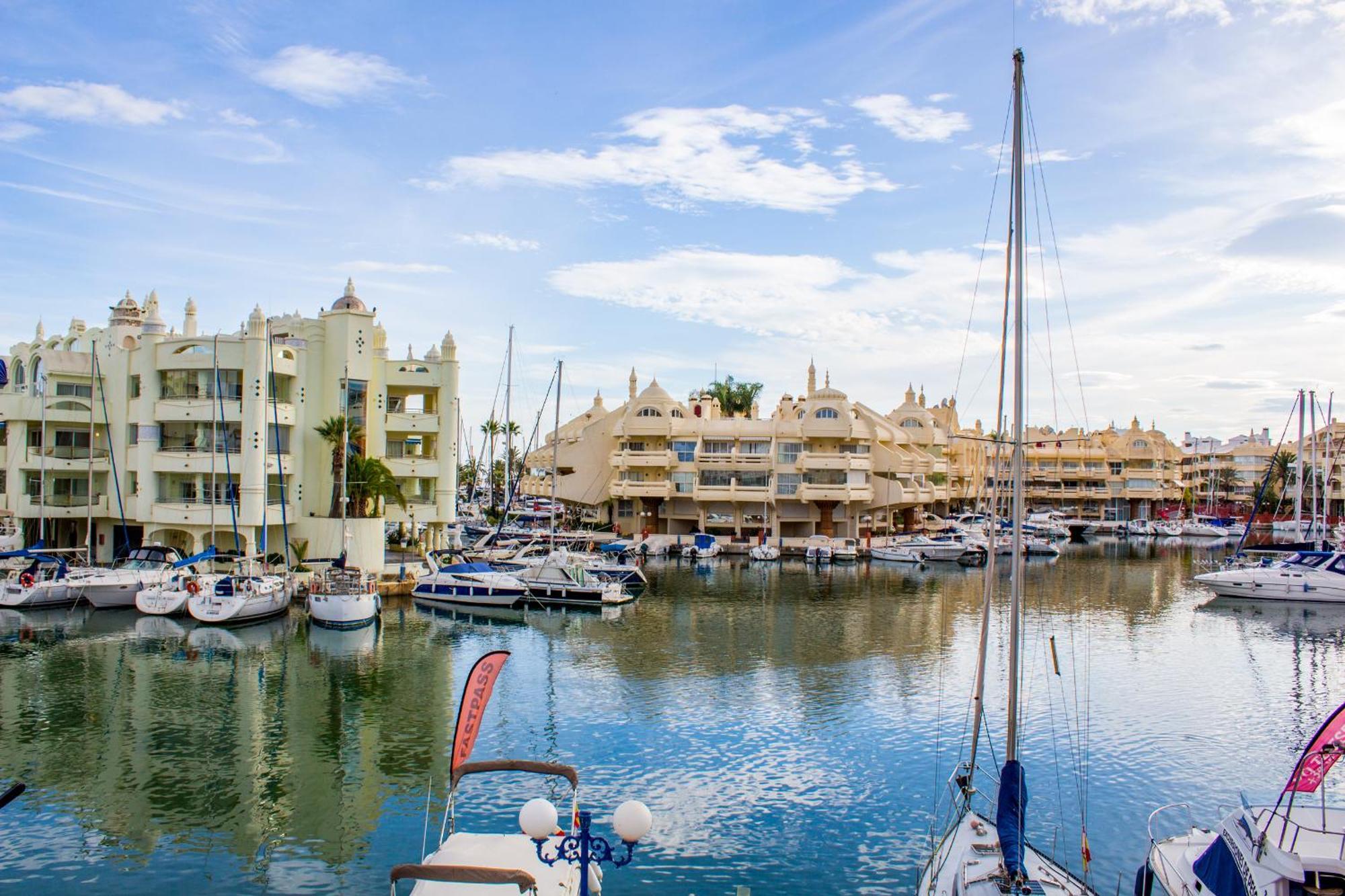 Benal Beach Suite Ii, Estudio Con Parque Acuatico Y Vistas Al Mar. Benalmádena Buitenkant foto