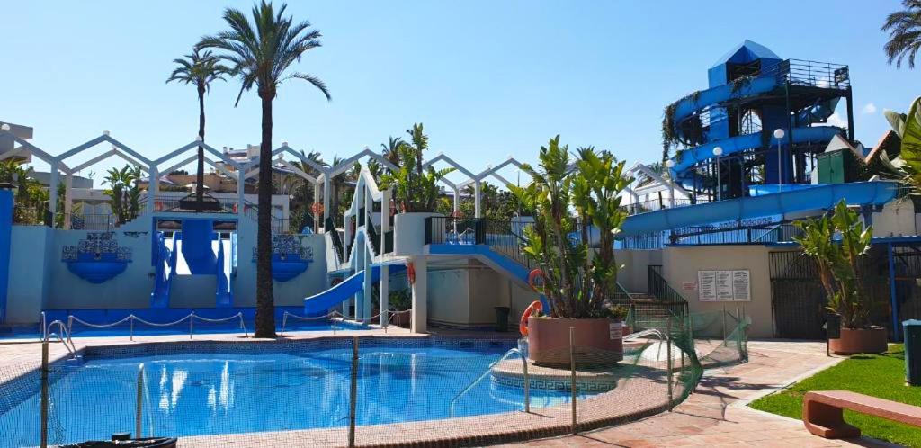 Benal Beach Suite Ii, Estudio Con Parque Acuatico Y Vistas Al Mar. Benalmádena Buitenkant foto
